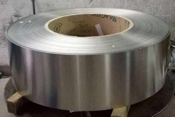 2025年精密不锈钢带行业迎来黄金发展期，技术创新与产能扩张并进